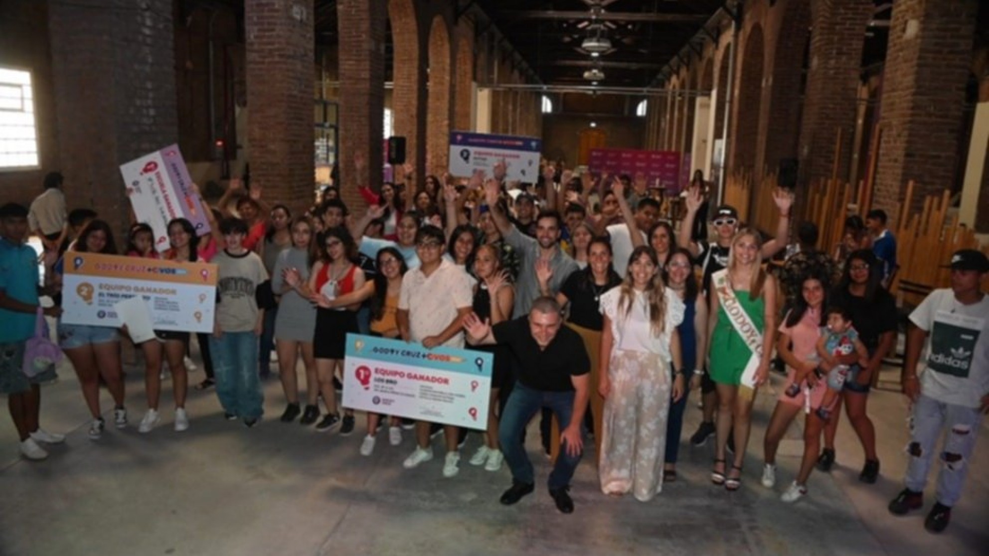 Cientos de jóvenes protagonizaron una experiencia emprendedora transformadora en Godoy Cruz